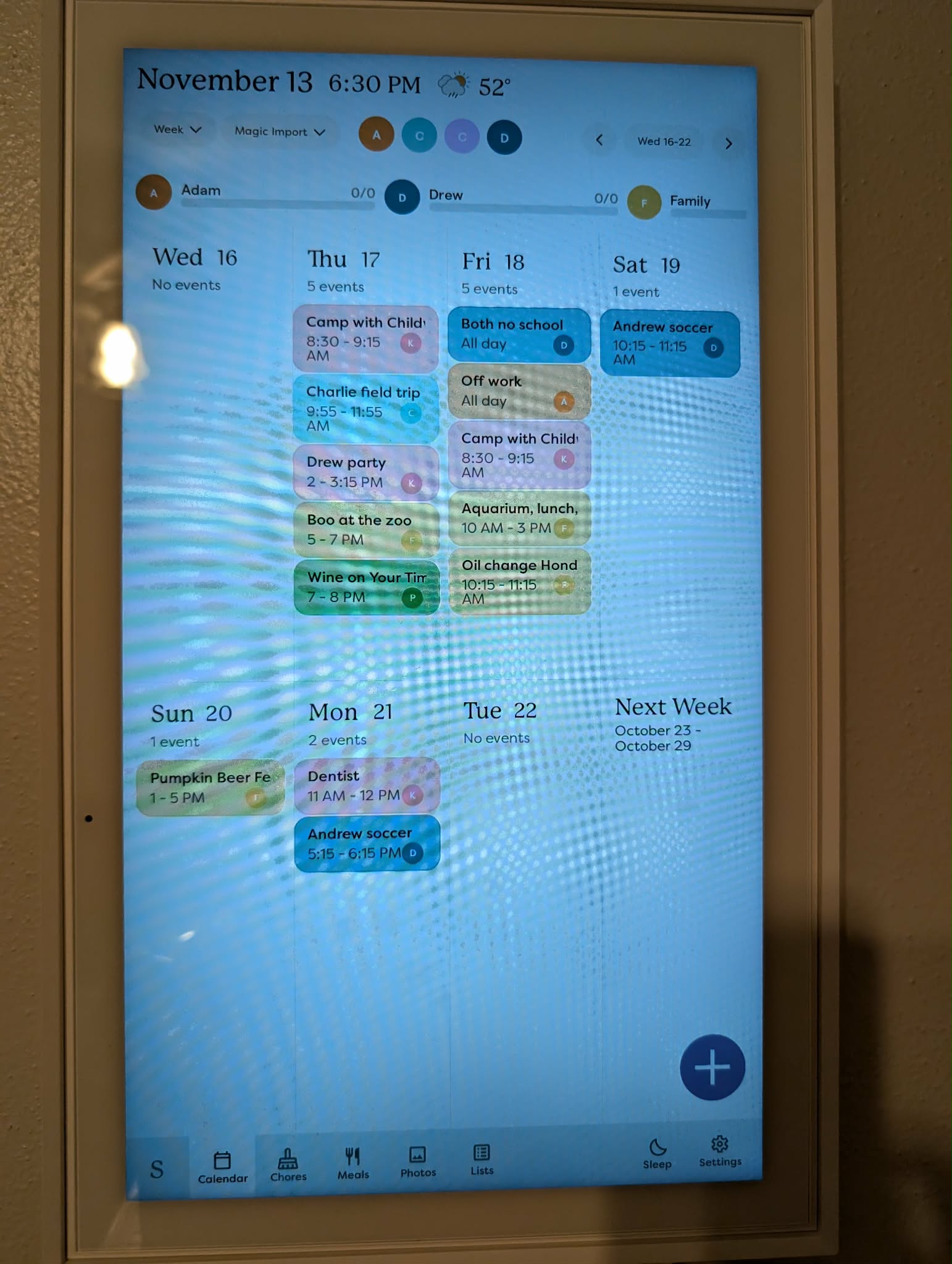 How We Manage Our Busy Family Schedule Digitally