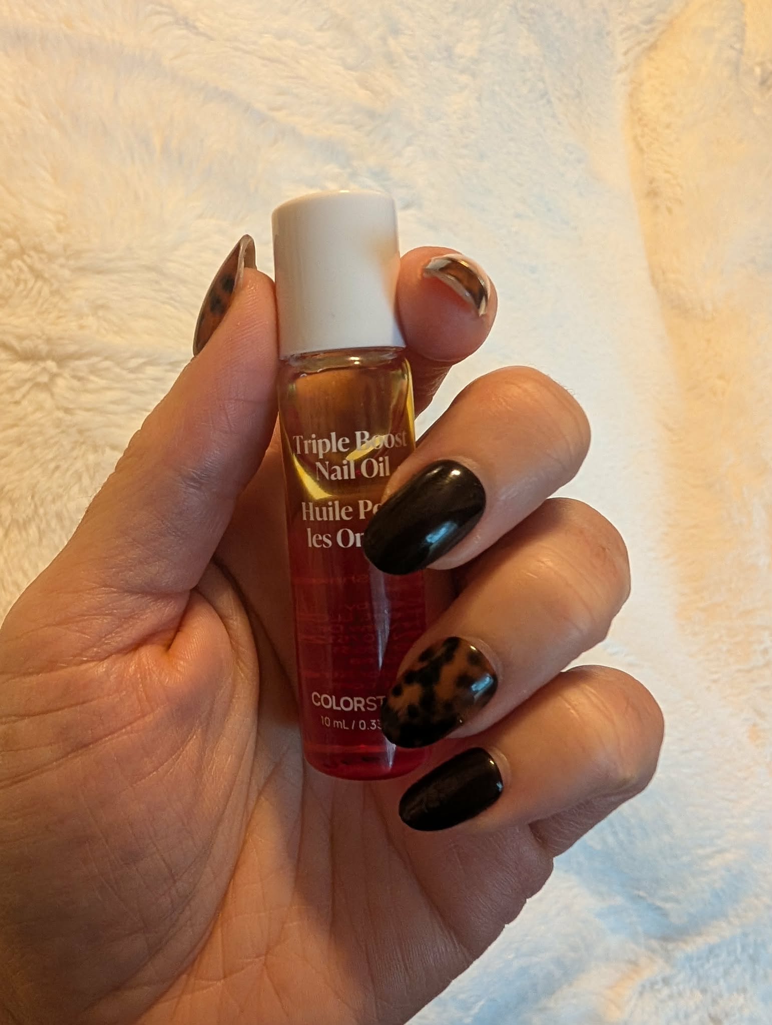 How to Prep Your Hands, Nails & Lips for Winter